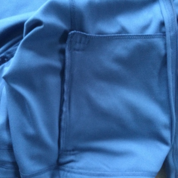 Athletics Works Large Running Workout Jacket Great Layering piece - Picture 4 of 9